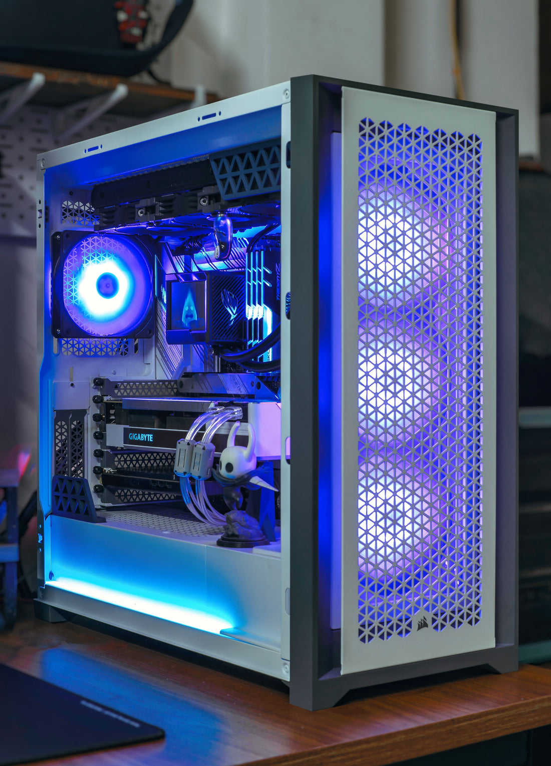 CLX Horus Gaming PC Review: Intel Core Ultra 9 285K, RTX 5080, 32GB DDR5 RGB, 360mm AIO, 2TB SSD – AI-Accelerated White Beast 2026