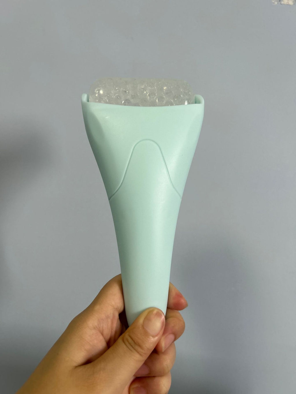 Eisroller Massagegerät Gesichts Eiskopf Roller Massage