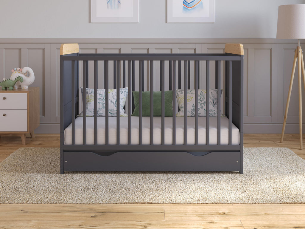 Love For Sleep Babybett 120x60 mit Schublade | Anthrazit-Kiefer Komplett-Set | Mitwachsend