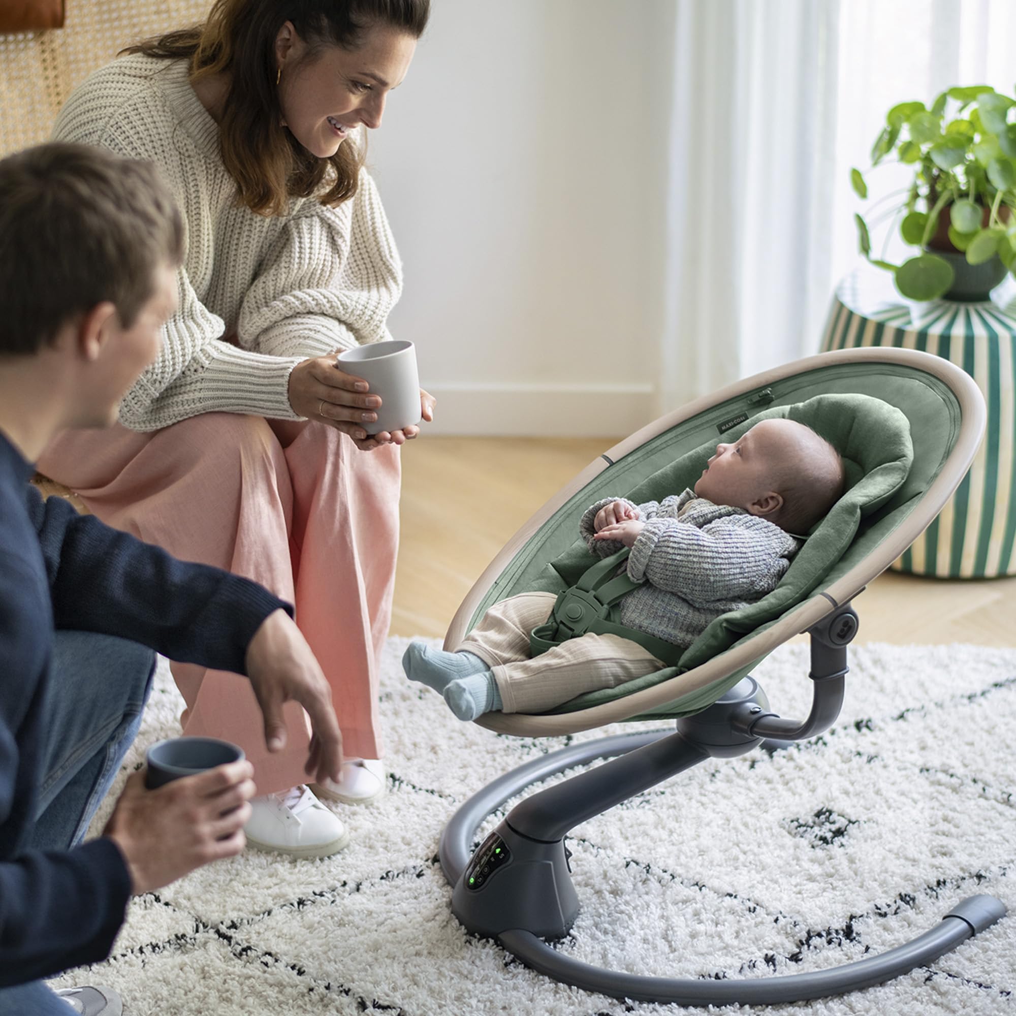 Maxi-Cosi Cassia Babywippe Elektrisch | 360° Drehung & Auto-Modus | Essential Graphite